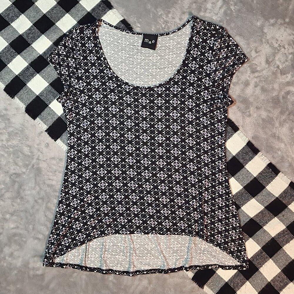 m&e | Geometric Cap Sleeve Blouse